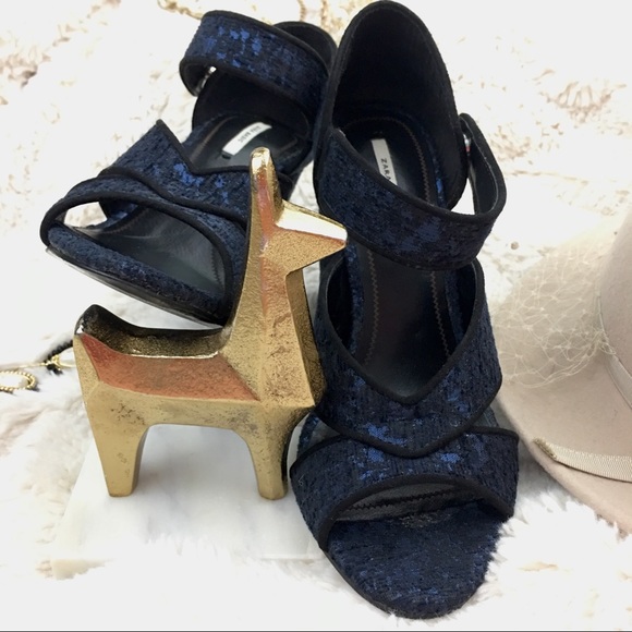 Zara Stacked Heels Blue w Black Lace - Picture 4 of 8